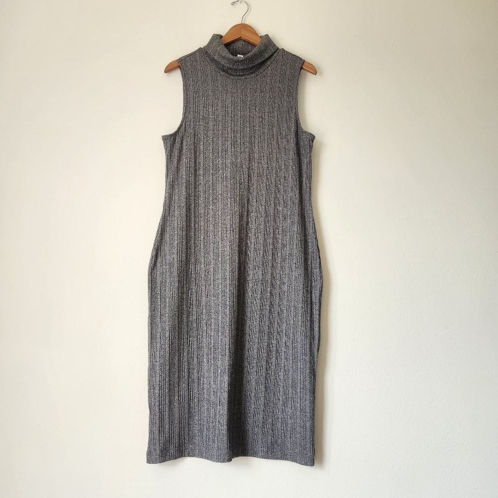 Gray Sleeveless Turtleneck Dress